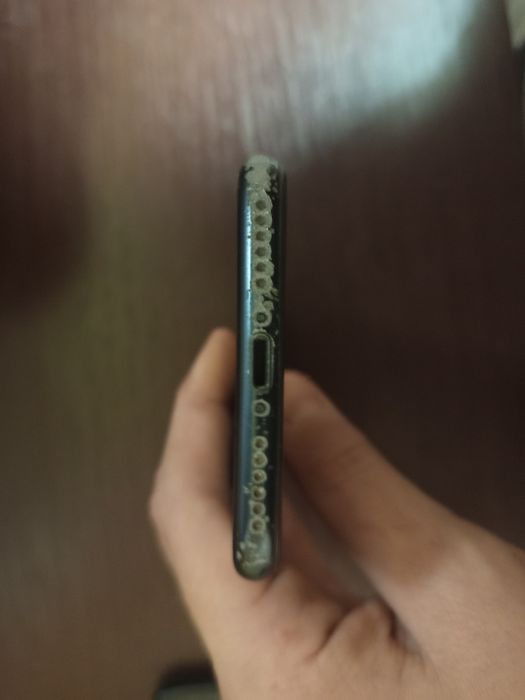 iPhone 7 нужно поченить
