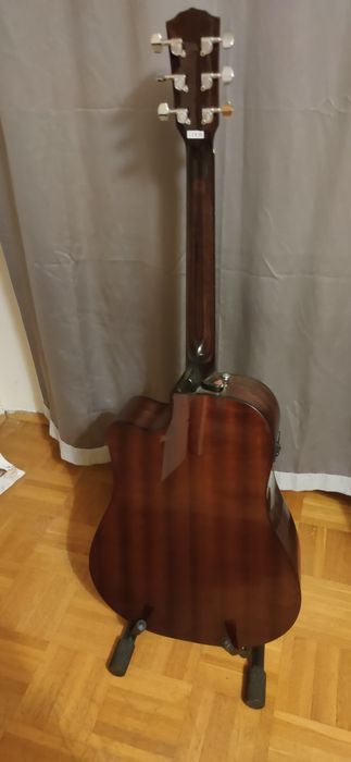 Fender Gitara elektro akustyczna + gratisy
