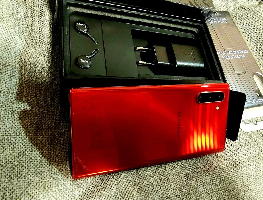 Продам компактный флагман Samsung Note 10 со стилусом идеален 26213/01