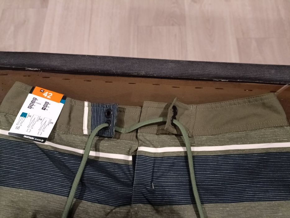 Calções Praia Decatlhon