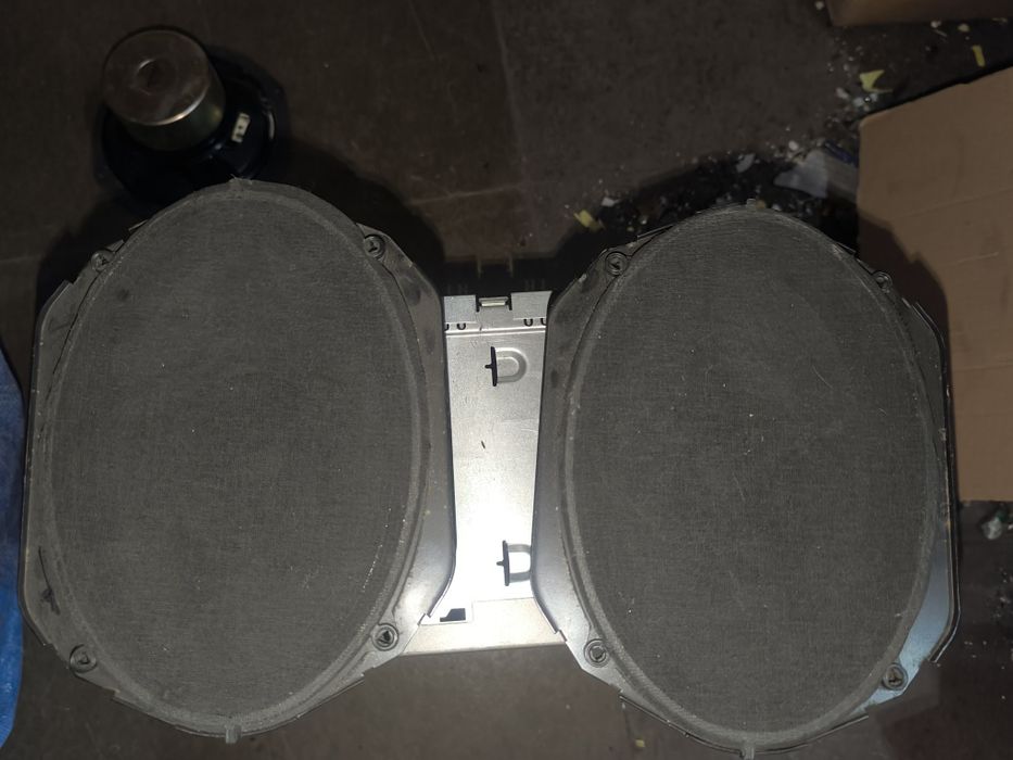 KOLEKCJA CZĘŚCI AUDIO: Wzmacniacz Infinity 300M + Zmieniarka