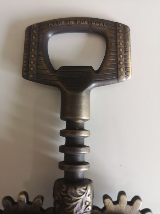 Saca rolhas vintage bronze