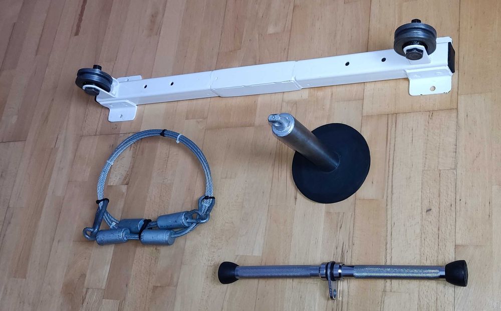 Тренажер верхньої тяги, блочний - для широчайших