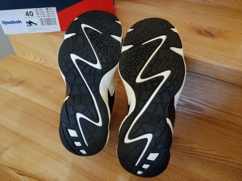 Reebok pervader roz. 40