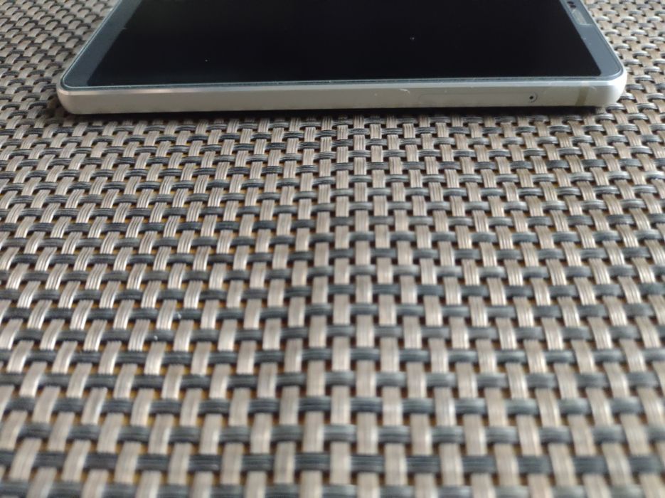 Телефон  LG G6  32GB