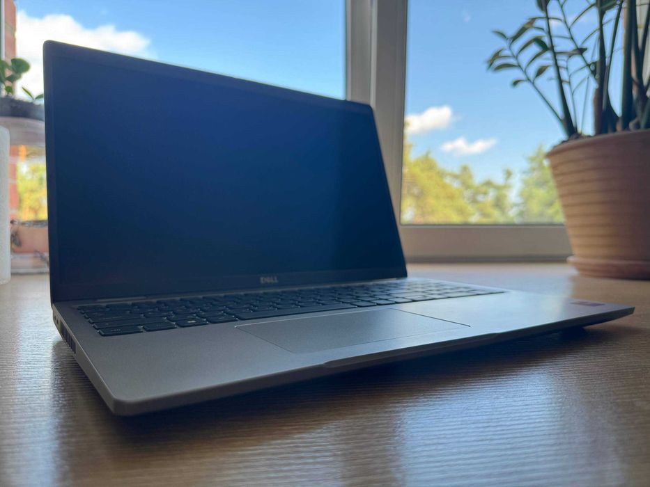 Dell Latitude 5220 (i7-1165G7, 32GB RAM, 500GB SSD) Стан нового!