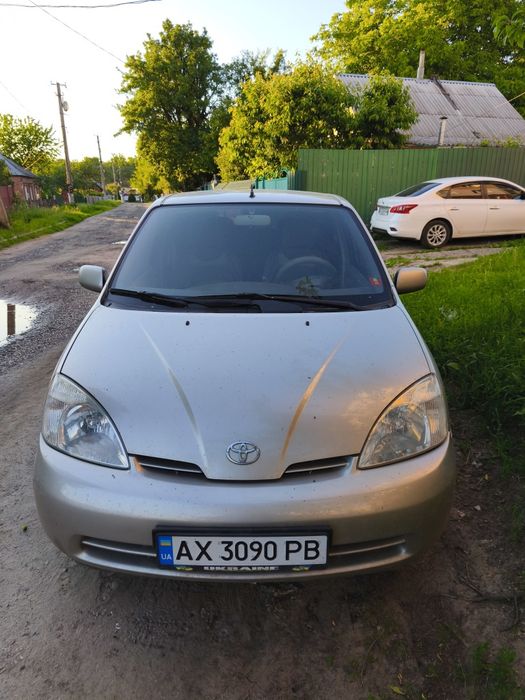 Продам Toyota Prius