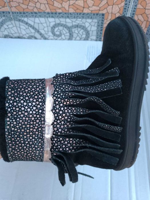 Зимові   водонепроникні чобітки.