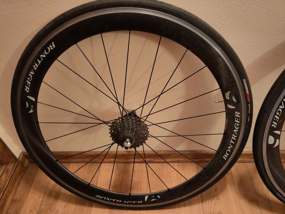 Bontrager Aura 5 – rodas de carbono de alto desempenho