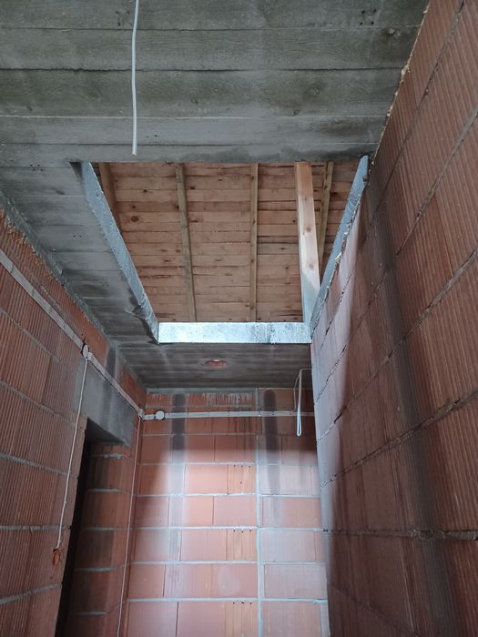Wiercenie otworów, cięcie betonu, przewierty, odwierty.