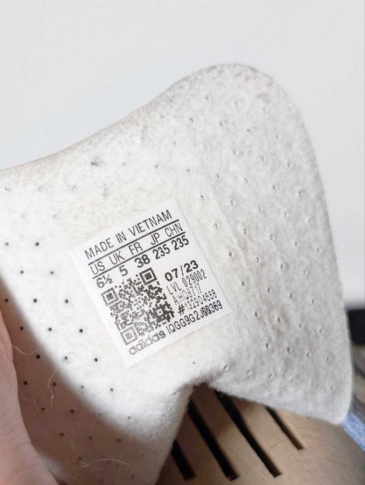 Кросівки Adidas Gazelle Indoor HQ8717 37.5розм оригінал ідеальний стан