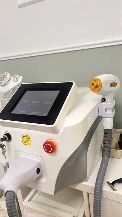 Máquina laser tripla onda