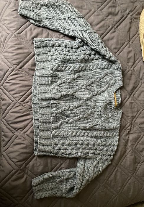 Віддам жіночий одяг в гарному стані