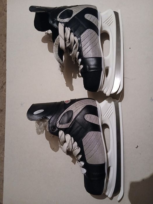 Ковзани,коньки чоловічі 45-46 розмір