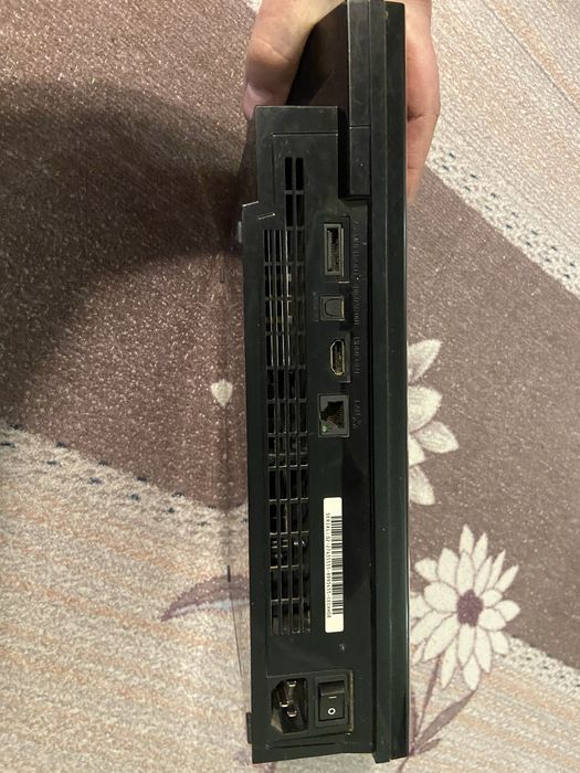 Продам приставку  PS3