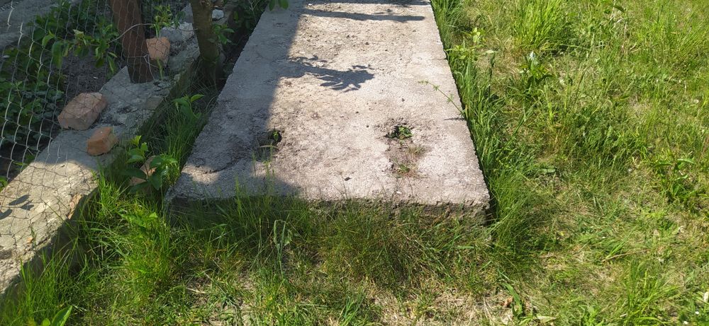 Продам панель перекриття(трубчаста)
1.20ширина і 4м довжинa в хорошому