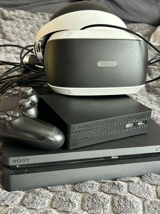 Sony PlayStation 4 Slim + PlayStation VR + геймпад DualShock 4