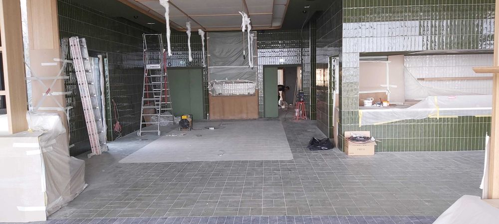 Ladrilhador profissional Reparação de apartamentos, moradias e piscinas.