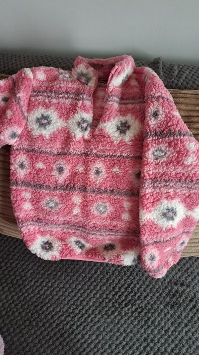 Nowa Bluza dziewczeca ciepła sherpa r 134