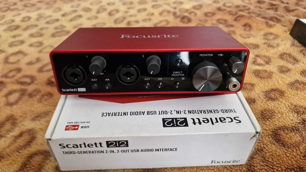 Scarlett 2i2 3rd Gen & Akai MPK mini professional