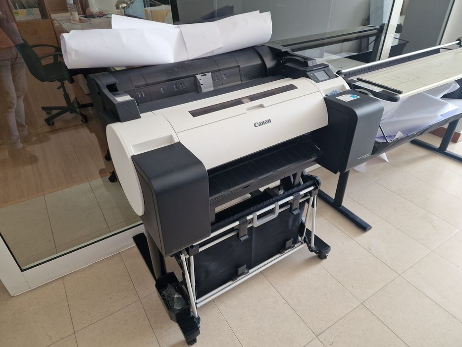 Duas Impressora plotter Canon TM-200