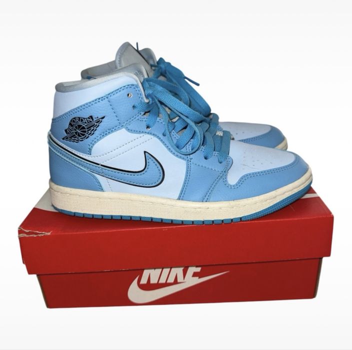 Ténis Air Jordan 1 Mid SE Ice Blue