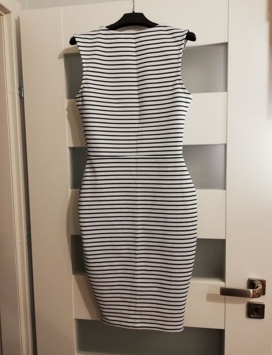 Sukienka Reserved XS