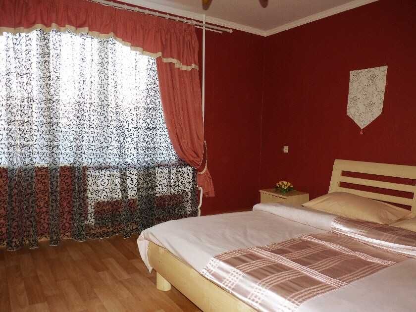 Одокімнатна квартира в самому центрі міста (вул Смілянська 2)