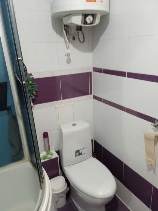 продам 2-х кімнатну квартиру в цетрі м. Старокостянтинів