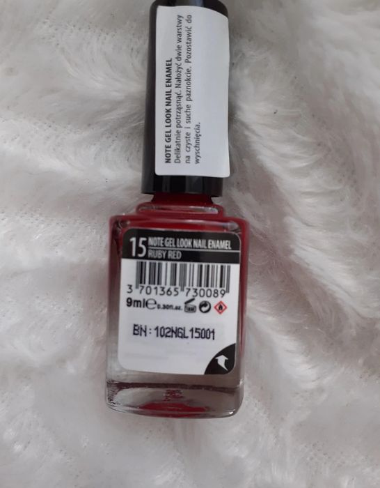 Lakier do paznokci ruby red nowy