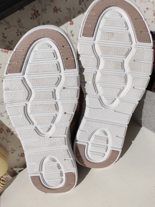 Buty adidaski 40