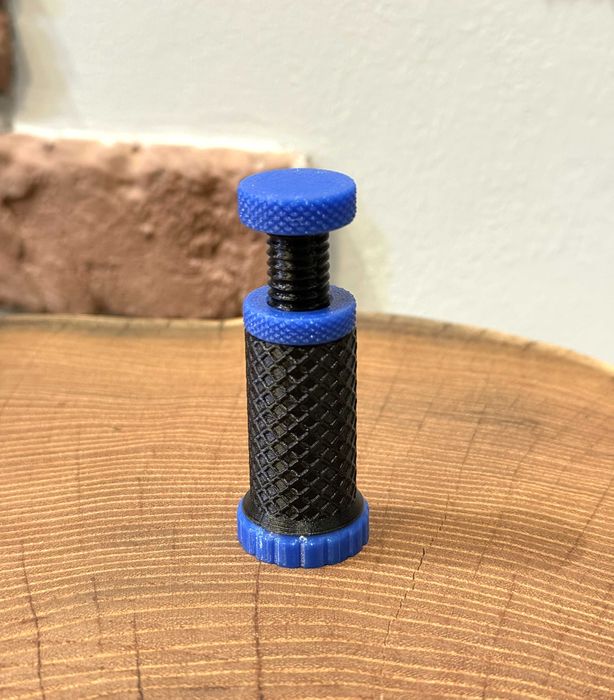 Regulowana podpórka pod kartę graficzną GPU 56–83 mm, personalizacja