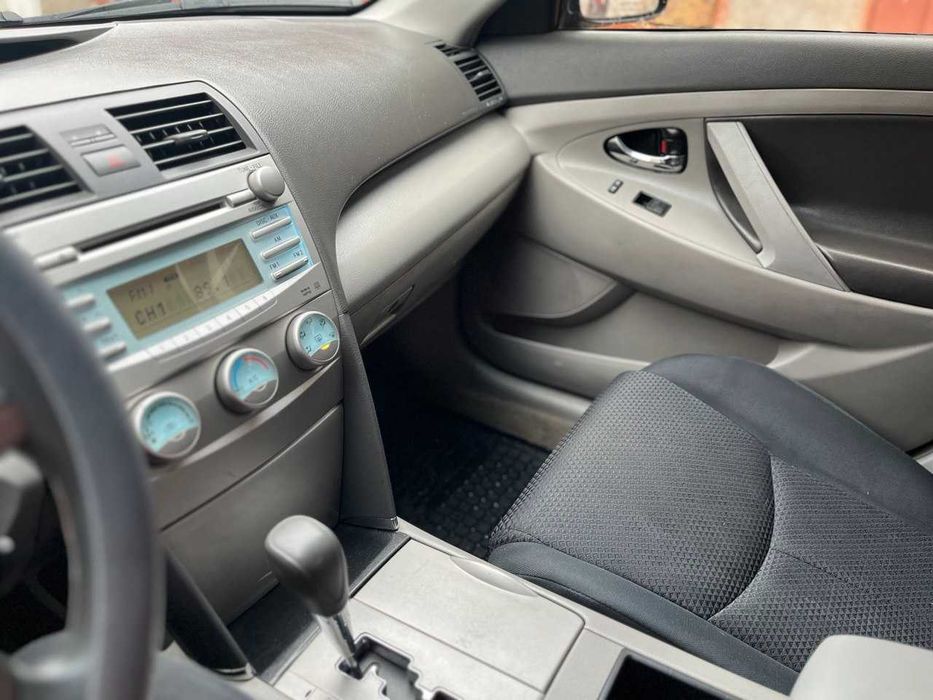 Toyota Camry XV40 2007 – Газ/Бензин, Обслужена