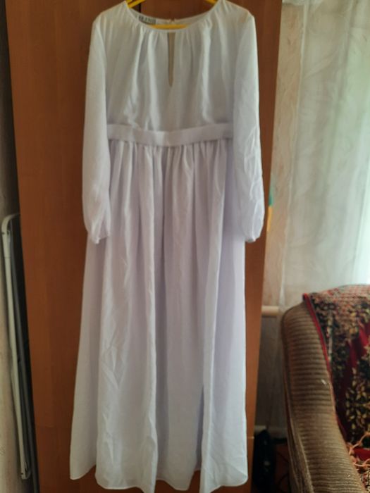 Жіноча святкова сукня