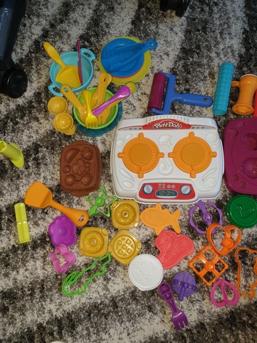 Play-Doh cały zostaw.
