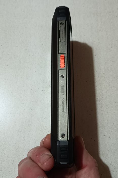Телефон Blackview 9300