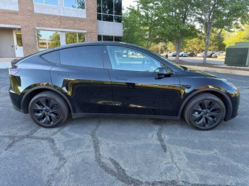 2025 Tesla Model Y Long Range
