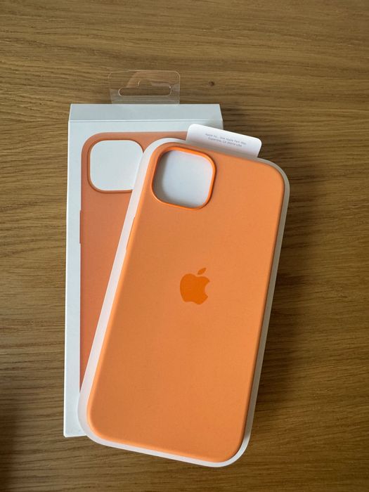 iPhone 13 256GB (90%)+kabel+słuchawki + 2 etui: Apple i Karl Lagerfeld