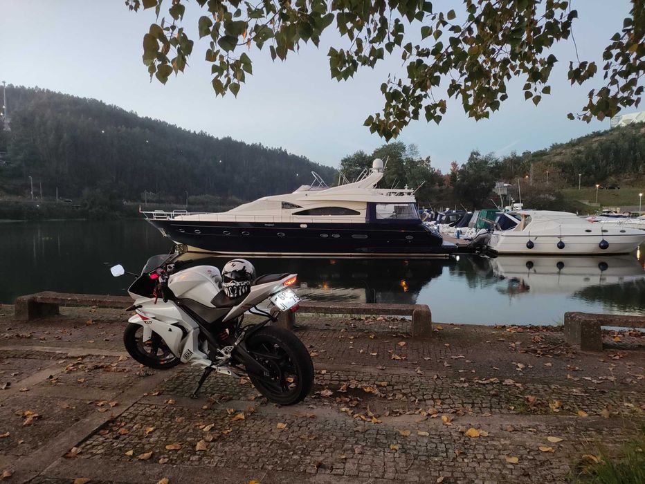 Yamaha YZF R-125