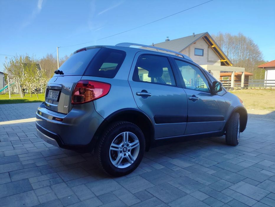 Suzuki SX4 4x4 Szwajcaria podgrzewane fotele Navi klimatronic