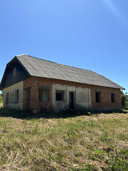 Будинок (незавершене будівництво)