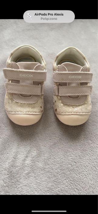 Buty niemowlęce GEOX skóra