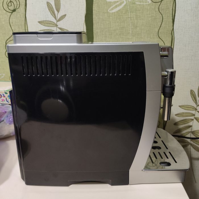 Кавомашина Delonghi ECAM 25.120 Делонгі / Кофемашина Делонги