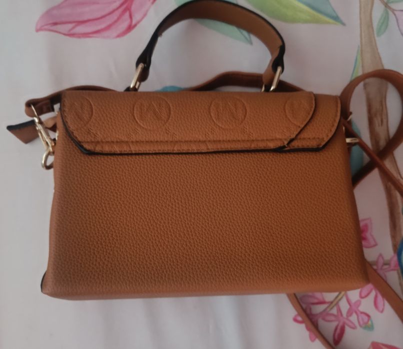Mala tiracolo cor camel 23cmx16cmx7cm
