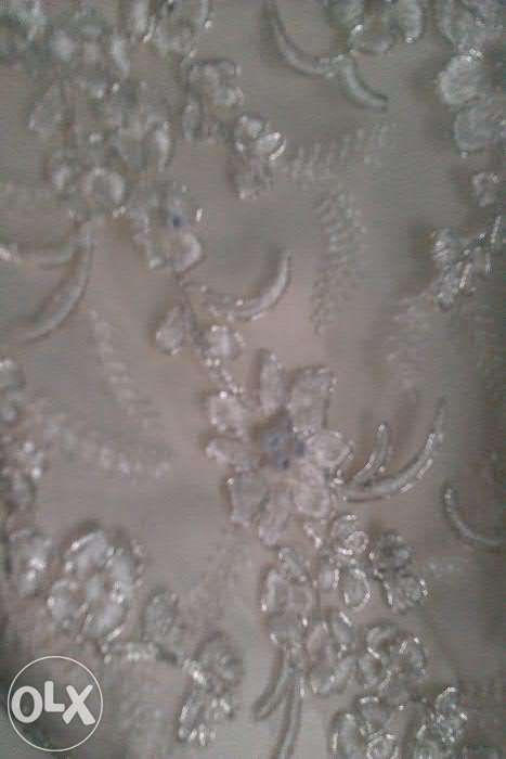 Весільна сукня ,колір шампвнь