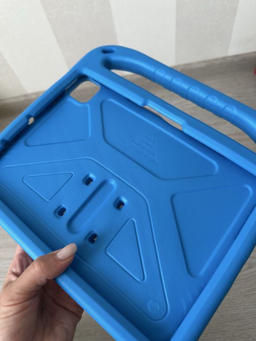 Чехол для iPad Air 11” протиударний, підходить для перегляду дитиною