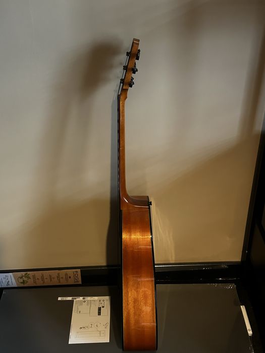 Gitara akustyczna LAG Tramontane T66D