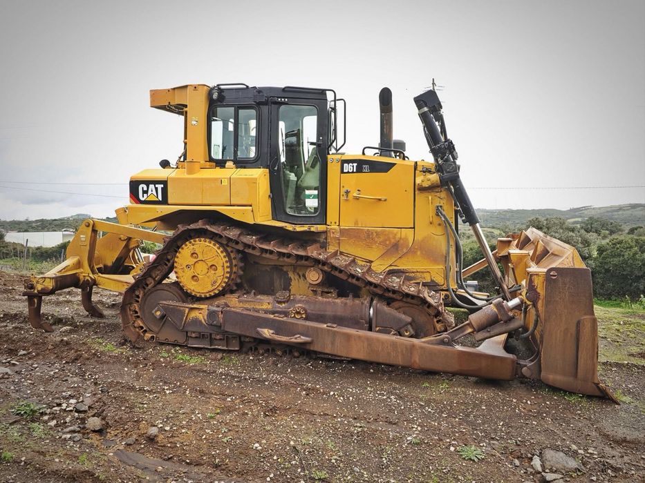 Aluguer Bulldozer D6/D8/D9