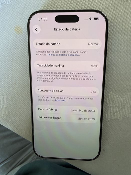 iPhone 16 Pro, Black Titanium, 256GB
