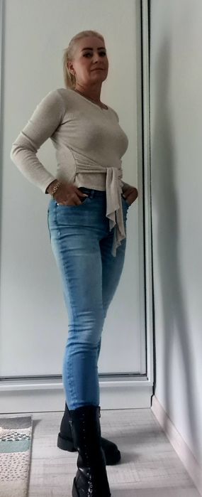 Sweterek damski  Zara